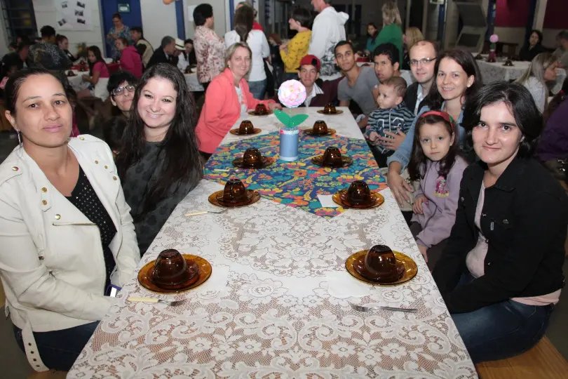 Apae de Brusque realiza 1ª Noite da Família