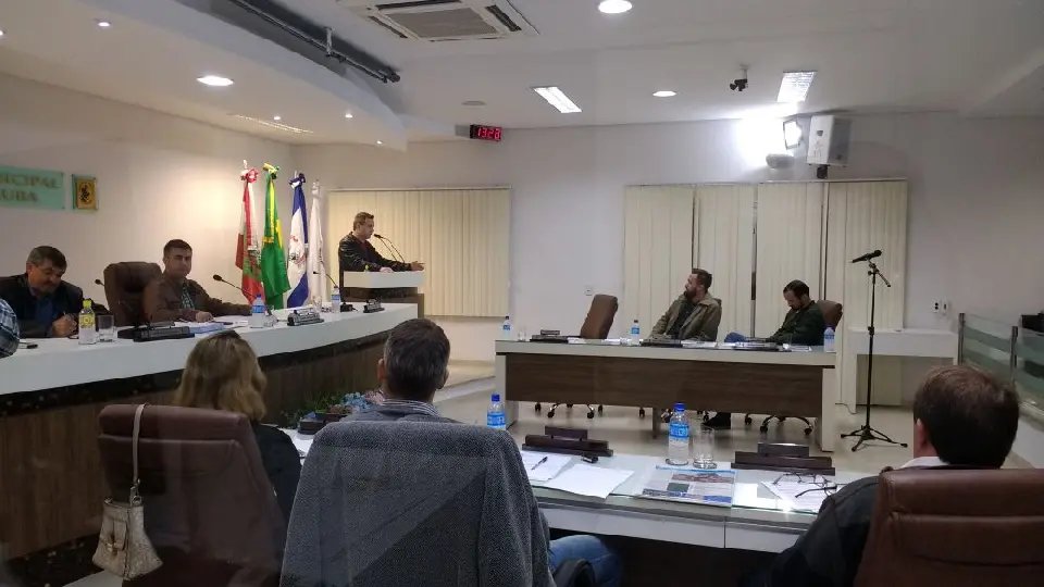 Vereadores cobram ações com relação a cruzamento