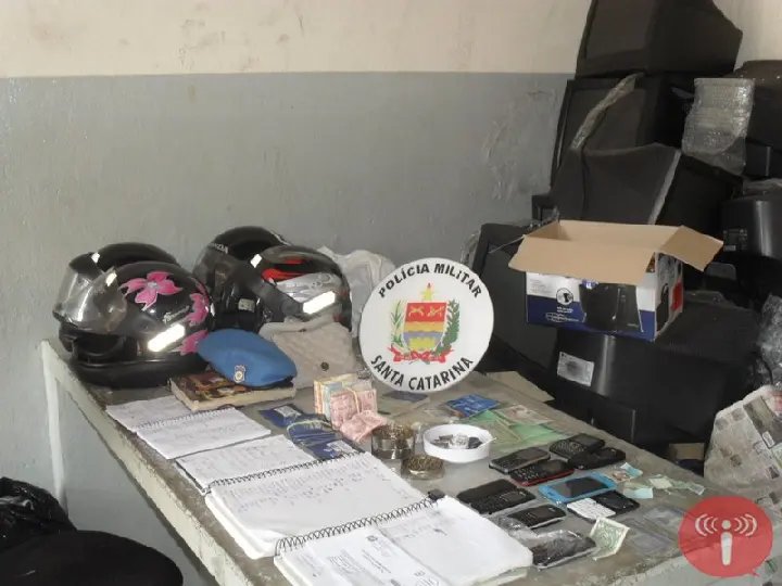 Assaltante leva R$ 40 mil de estabelecimento