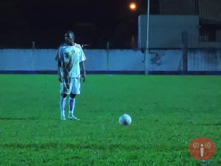 Brusque constrói vitória no segundo tempo