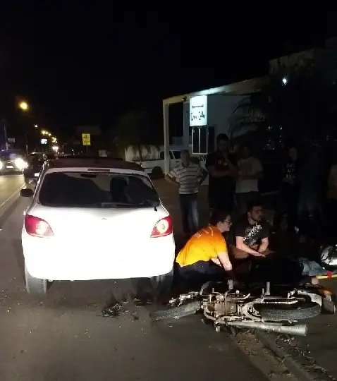 Colisão deixa motociclista ferido na Rua Itajaí, em Brusque