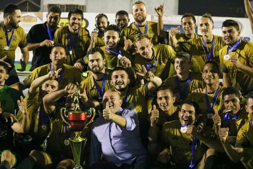 Conhe&ccedil;a a sele&ccedil;&atilde;o do Campeonato Municipal de Futebol Amador