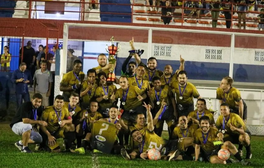 Real &eacute; campe&atilde;o da Segunda Divis&atilde;o do Futebol Amador 