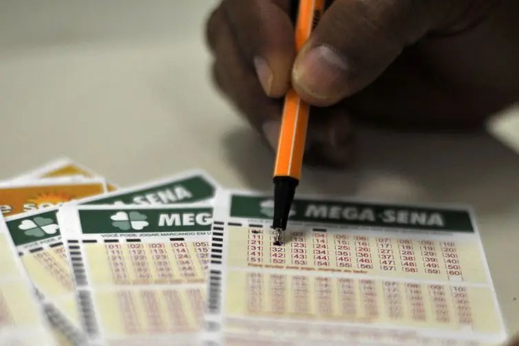 Mega-Sena sorteia neste s&aacute;bado pr&ecirc;mio de R$ 115 milh&otilde;es