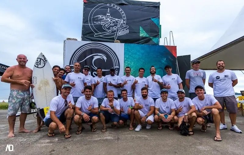 Circuito Brusque de Surf está aberto está aberto