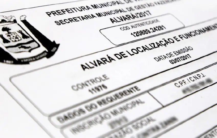 Governo divulga lista de neg&oacute;cios que podem ser abertos sem alvar&aacute;