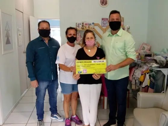 Vereador Rick Zanata doa sal&aacute;rio para o Instituto Anjos do Peito