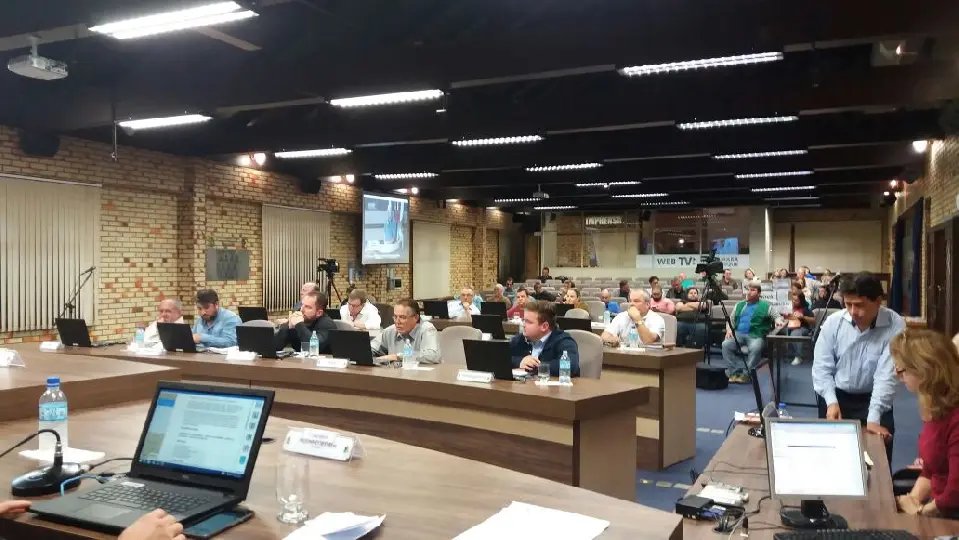 Vereadores defendem construção de nova ponte no Centro
