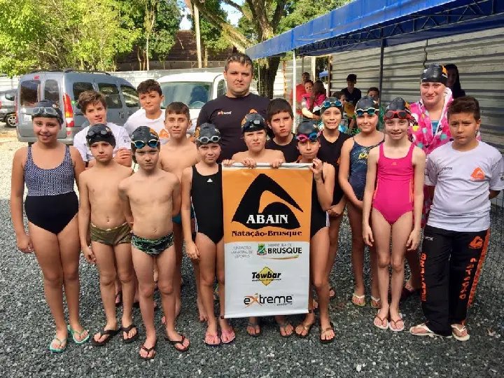 Atletas da Abain/Extreme Academia/FME representam Brusque no Festival Mirim Petiz