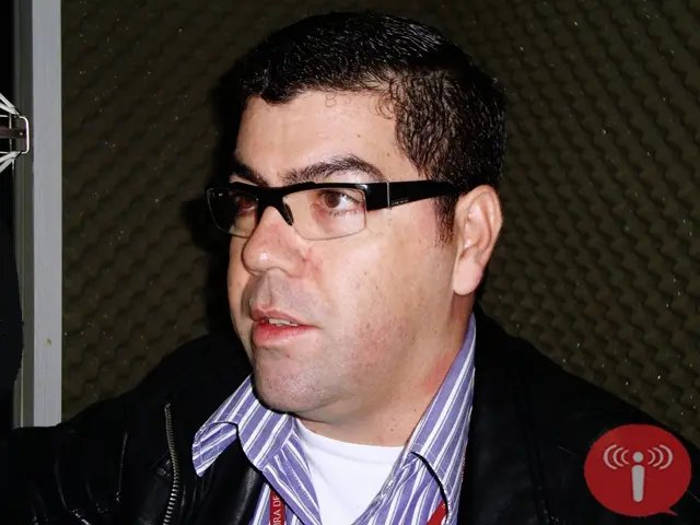 Em Brusque, 60% trabalham com carteira assinada