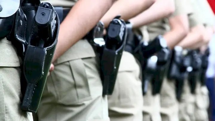 Policiais da reserva poder&atilde;o utilizar armamento oficial da PMSC