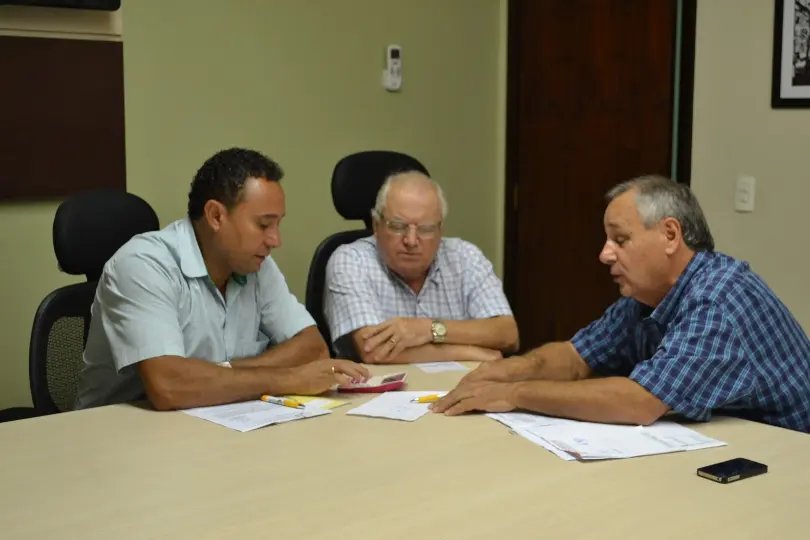 Construção civil e mobiliário fecha negociação salarial