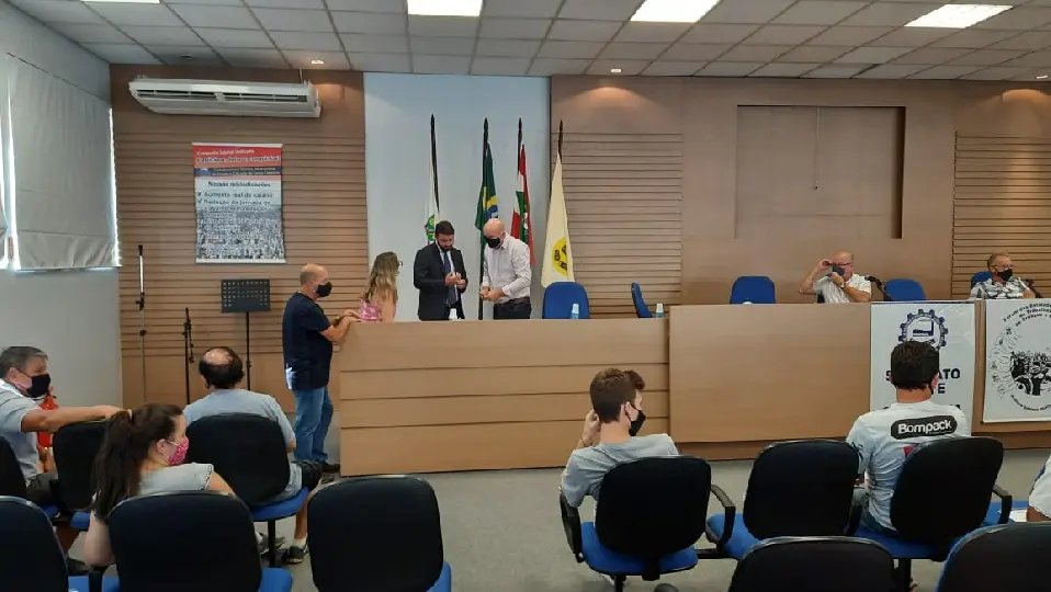 Havan arremata im&oacute;vel da Schl&ouml;sser por R$ 7,5 milh&otilde;es