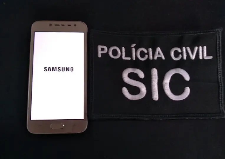 Celular furtado no Terminal Urbano &eacute; recuperado pelo SIC