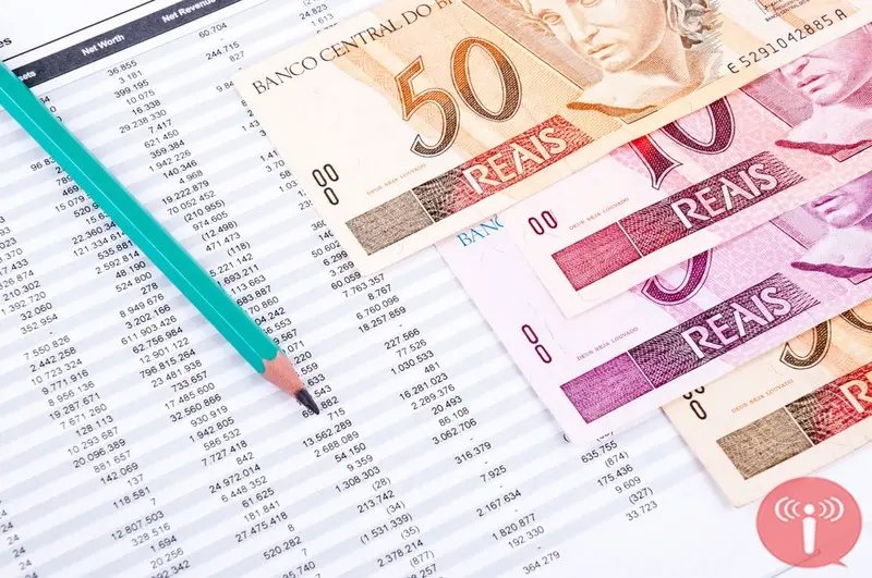 Cresce número dos que saem da inadimplência
