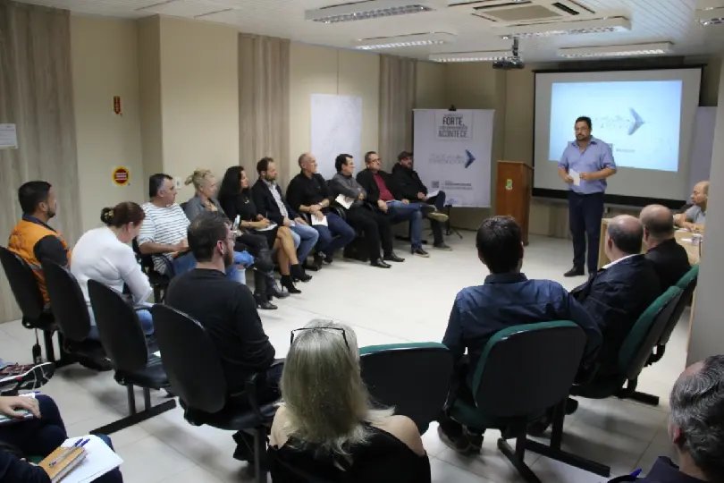 Prefeitura adere ao programa Cidade Empreendedora