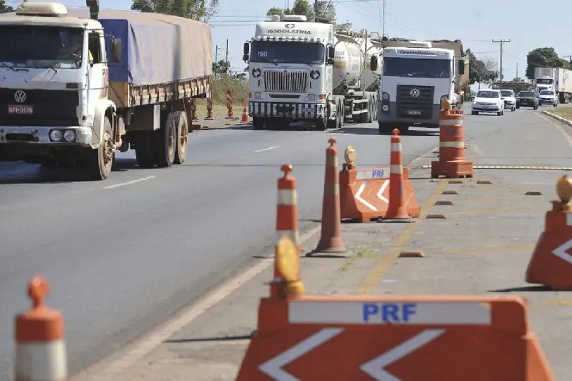Bolsonaro pretende dobrar pontos para suspens&atilde;o de CNH