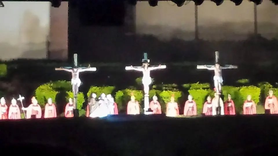 Primeira apresentação encanta público