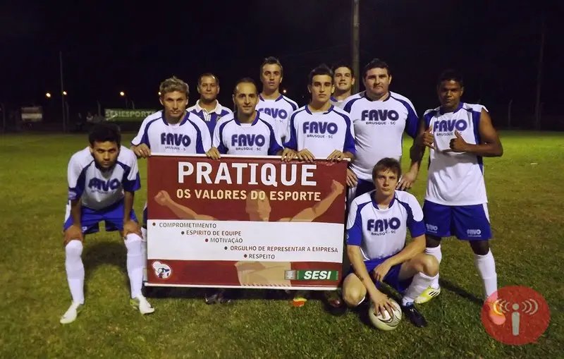 Favo é a campeã nos pênaltis