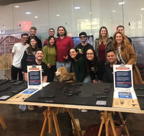 Trabalho universit&aacute;rio visa auxiliar deficientes visuais a identificar pontos tur&iacute;sticos brusquenses