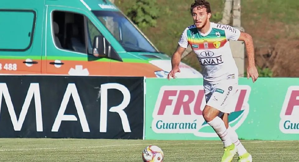 Recuperando les&atilde;o, Ianson deve ficar fora da estreia no Catarinense