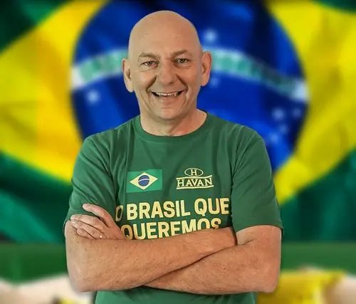 Ap&oacute;s pol&ecirc;mica, Havan refor&ccedil;a venda de Bandeiras do Brasil