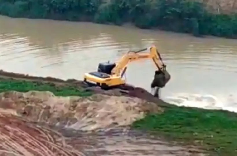 Prefeitura emite nota oficial sobre terra no leito do rio