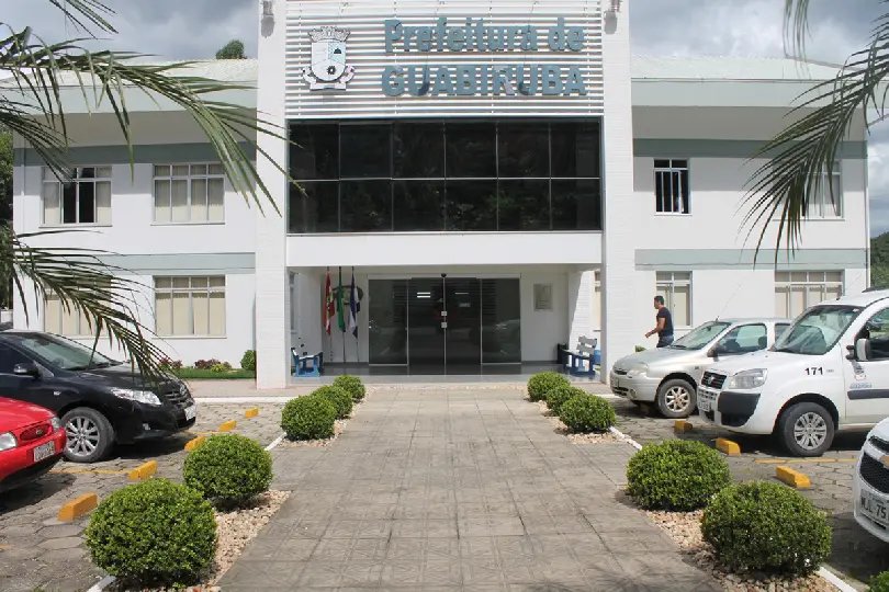 Guabiruba decreta ponto facultativo na segunda