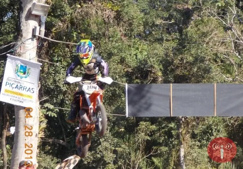Ryan Fischer vence outra etapa na Copa Norte