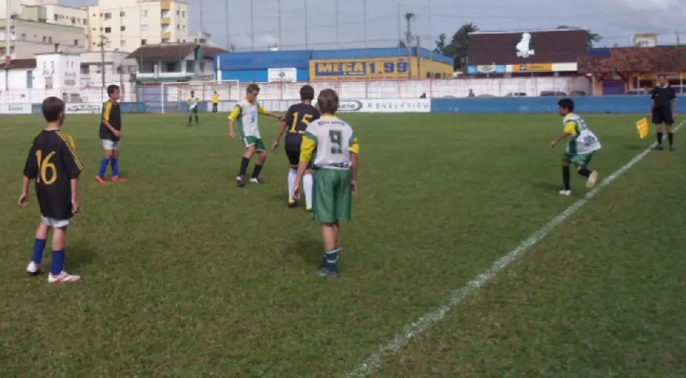 Abertas inscrições ao Moleque Bom de Bola