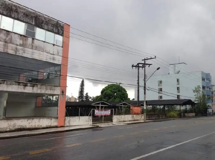 Sindicatos abrem a venda de terrenos da Schölesser