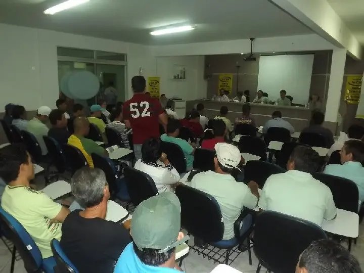 Construção civil inicia negociação coletiva 