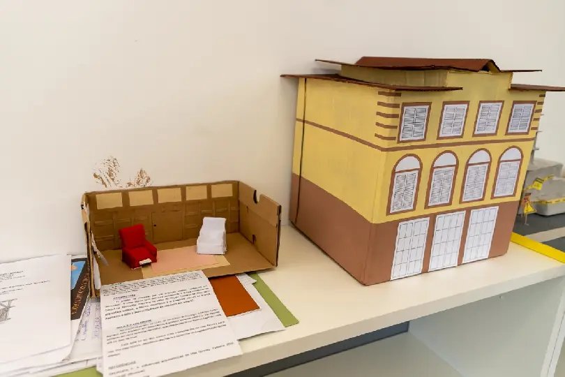 Alunos do Col&eacute;gio Unifebe desenvolvem trabalhos sobre a Villa Renaux