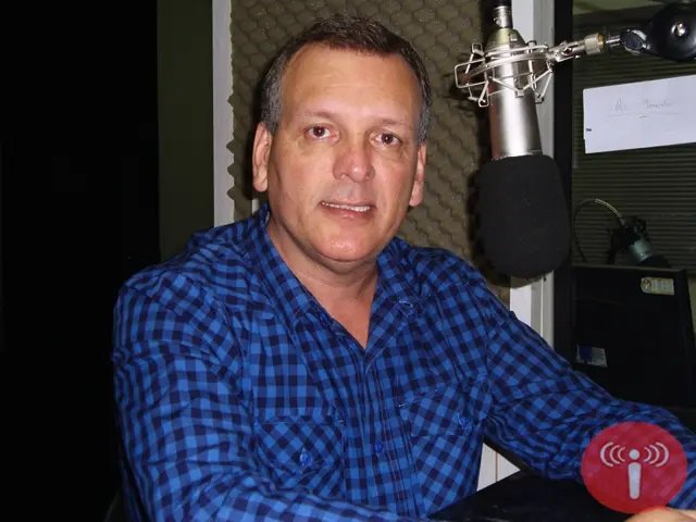 Prefeito busca apoio para firmar contrato