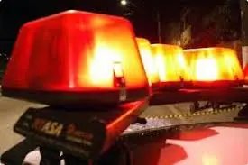 Ladr&otilde;es invadem resid&ecirc;ncia e furtam objetos e dinheiro