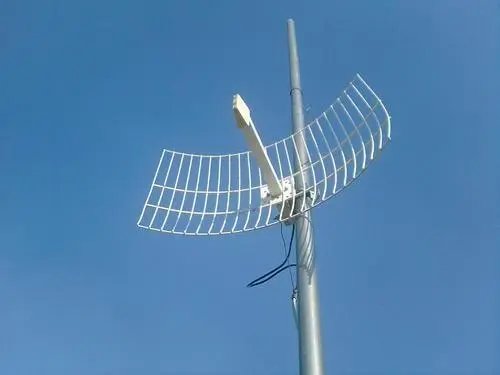 Antena de internet é levada de residência