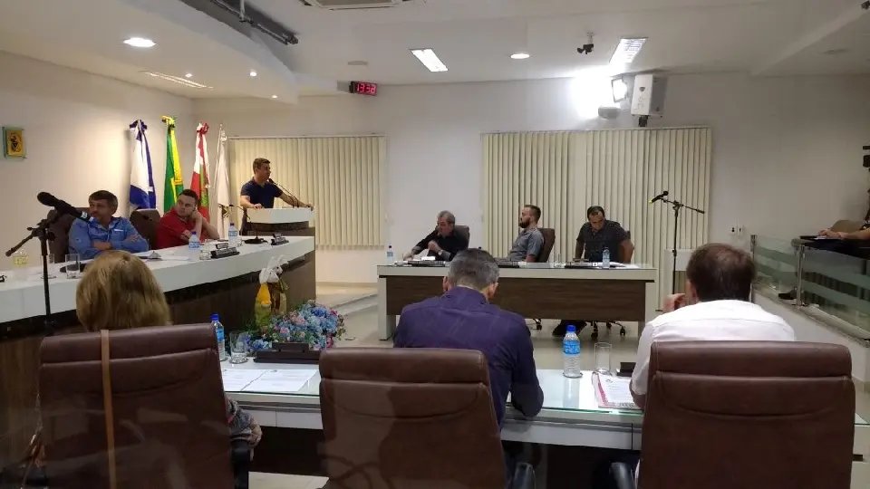 Situações de ruas são destaque na Câmara de Guabiruba