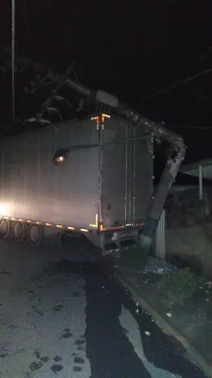Acidente afeta abastecimento de energia el&eacute;trica em dois bairros de Brusque 