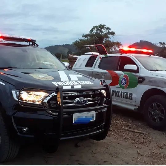 Homem atira a esmo, atinge vizinha que fica parapl&eacute;gica 