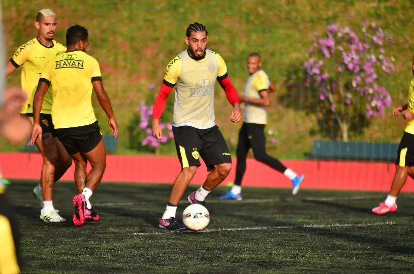 Quadricolor realiza treino t&eacute;cnico t&aacute;tico no Bandeirante