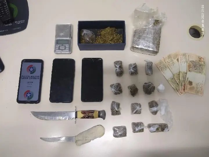 Den&uacute;ncia prende em Brusque suspeitos de integrar fac&ccedil;&atilde;o criminosa estadual