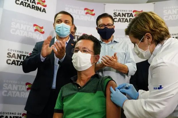 Santa Catarina inicia a vacina&ccedil;&atilde;o contra a Covid-19