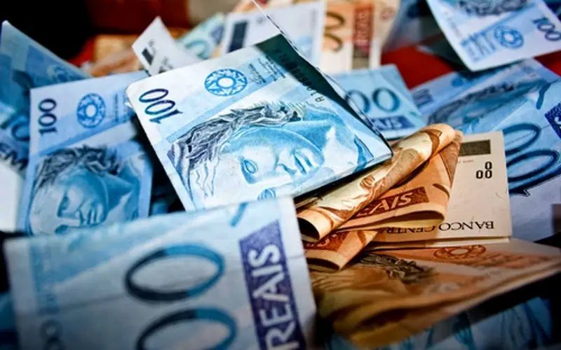 PIB cai em 2014, diz Banco Central