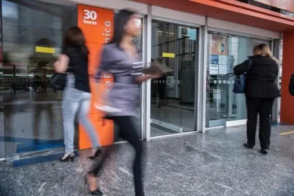 Saída é pagar nos meios eletrônicos