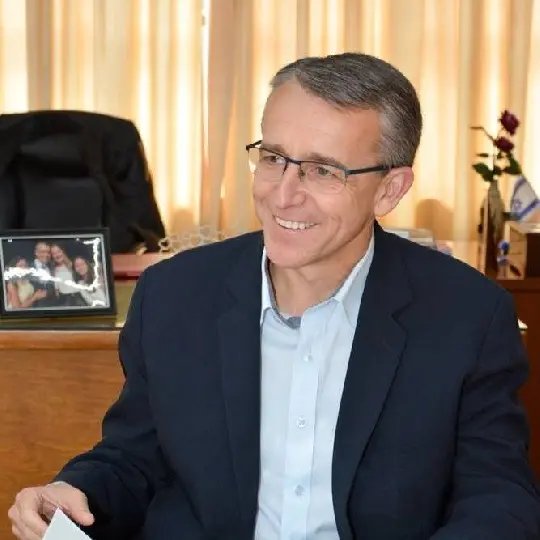 Prefeito de Blumenau M&aacute;rio Hildebrandt &eacute; internado