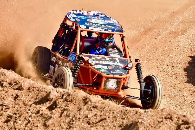 Disputas de Gaiola Cross inauguram a pista da Fenajeep