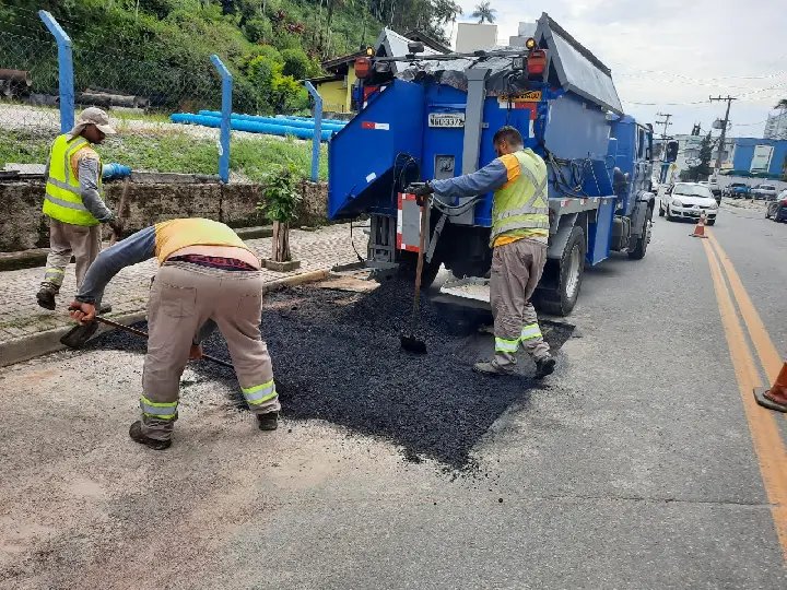 Opera&ccedil;&atilde;o emergencial de tapa-buracos do Samae atende 40 solicita&ccedil;&otilde;es em quatro dias