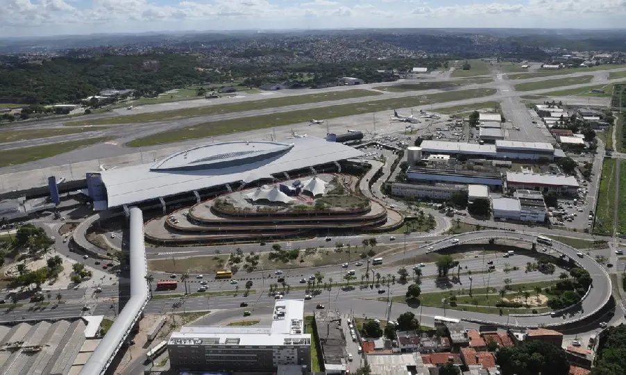 Avi&atilde;o que buscar&aacute; vacinas na &Iacute;ndia parte amanh&atilde; &agrave; noite do Recife
