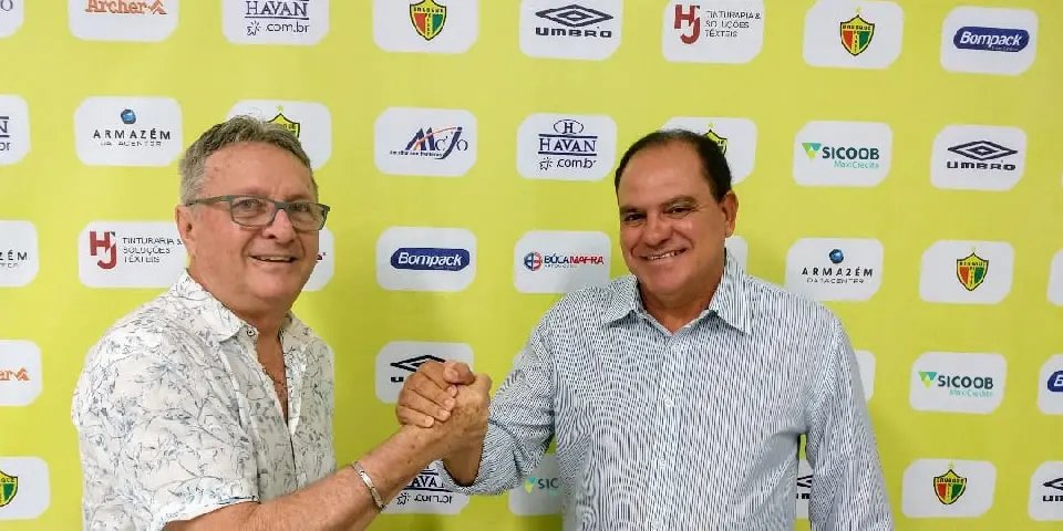 Brusque FC anuncia Waguinho como t&eacute;cnico do time