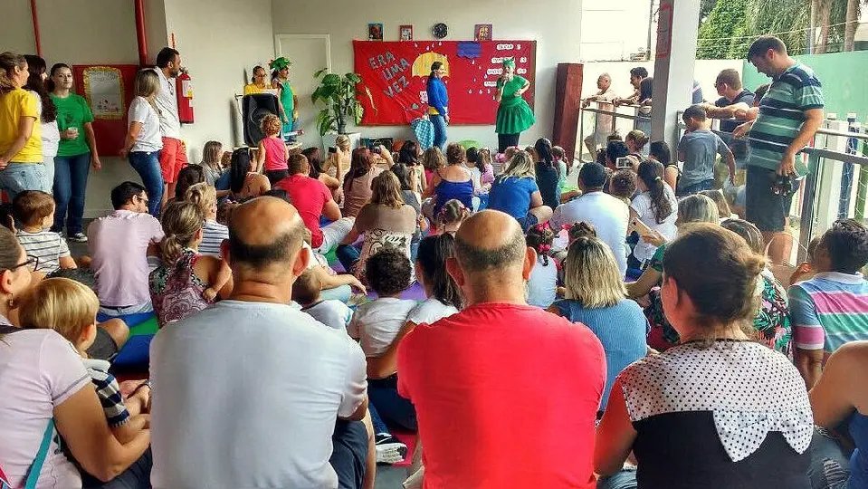 Hoje em Brusque tem Fam&iacute;lia na Escola
